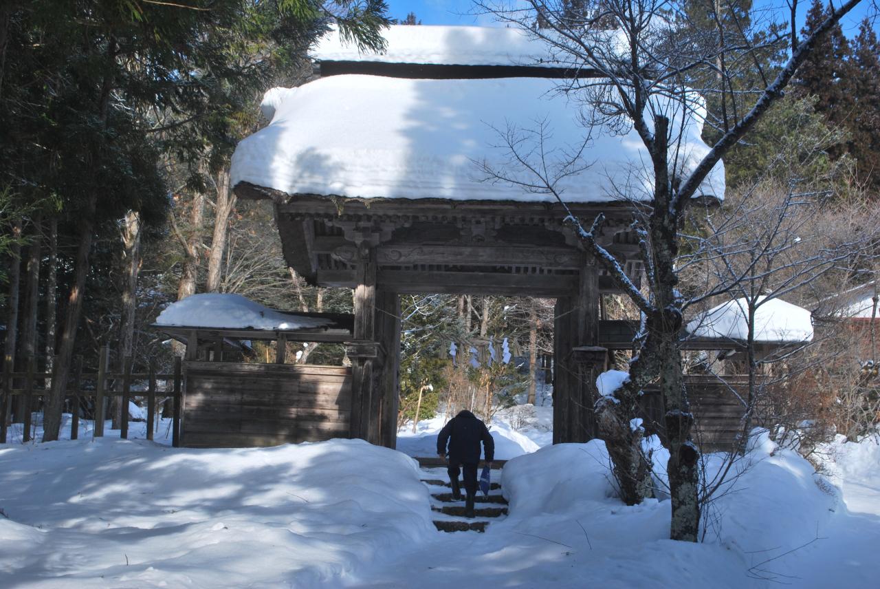 現代舞踏家やパフォーマーが行き着く 神楽 の地 早池峰神社 岩手県花巻市 Onestory