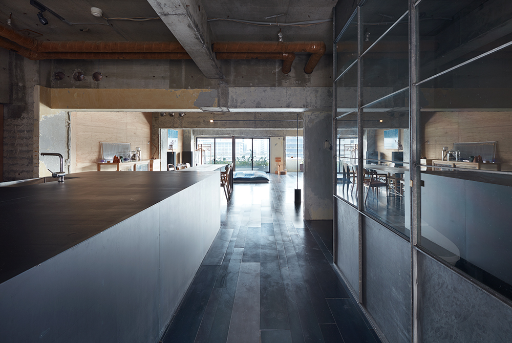 美本　SUPPOSE DESIGN OFFICE 建築デザイン　空間プロジェクト 広島の人と広島の素材で作った「檜風呂」。それが僕の愛用品。［檜風呂