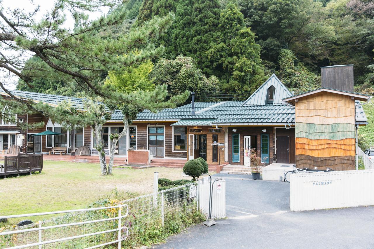 タルマーリー 野生酵母のみで地ビールを醸す 日本唯一のブルワリー Amp カフェ タルマーリー 鳥取県八頭郡 Onestory