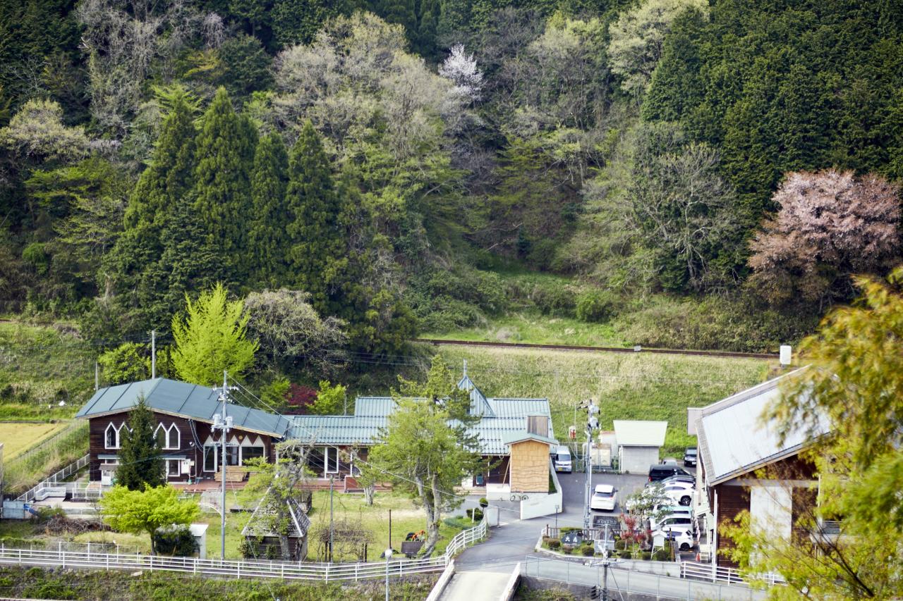 タルマーリー 野生酵母のみで地ビールを醸す 日本唯一のブルワリー Amp カフェ タルマーリー 鳥取県八頭郡 Onestory