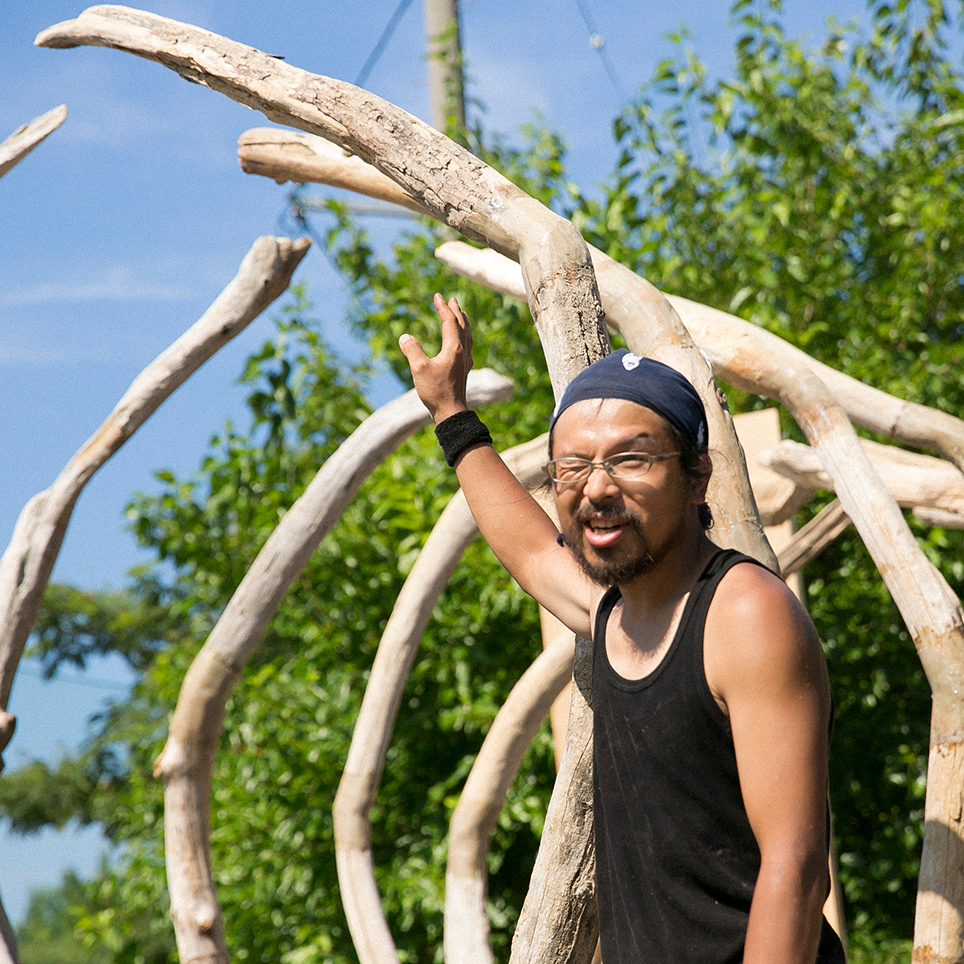 日本海のランドマークが舞台 アートでつなぐ さいはて と 最先端 奥能登国際芸術祭17 石川県珠洲 すず 市 Onestory
