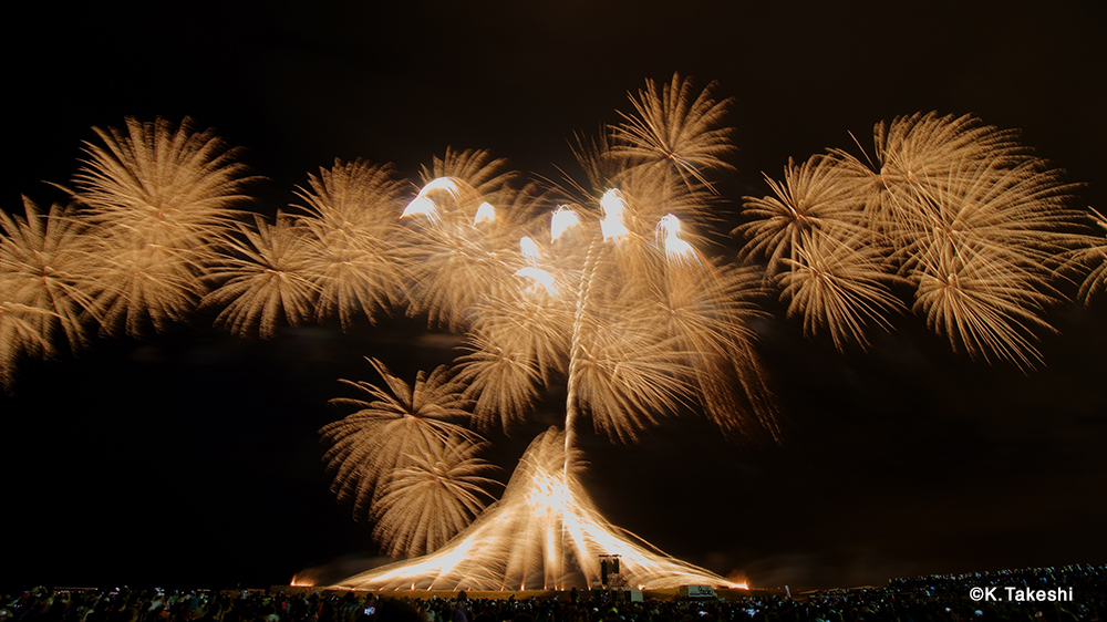 夏を先取り 大花火と音楽のイリュージョン 琉球海炎祭 沖縄県宜野湾市 Onestory