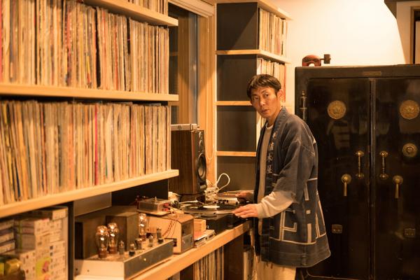 DJブースがある酒舗が、人と酒との出会いを創出する。[NEW GENERATION
