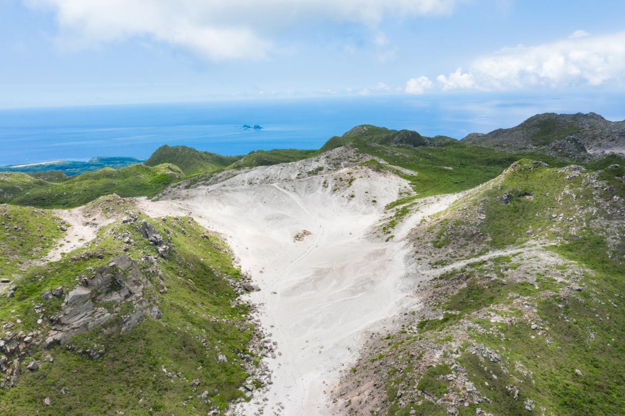 東京都の離島、神津島が誇る大自然のなかで楽しむアクティビティ