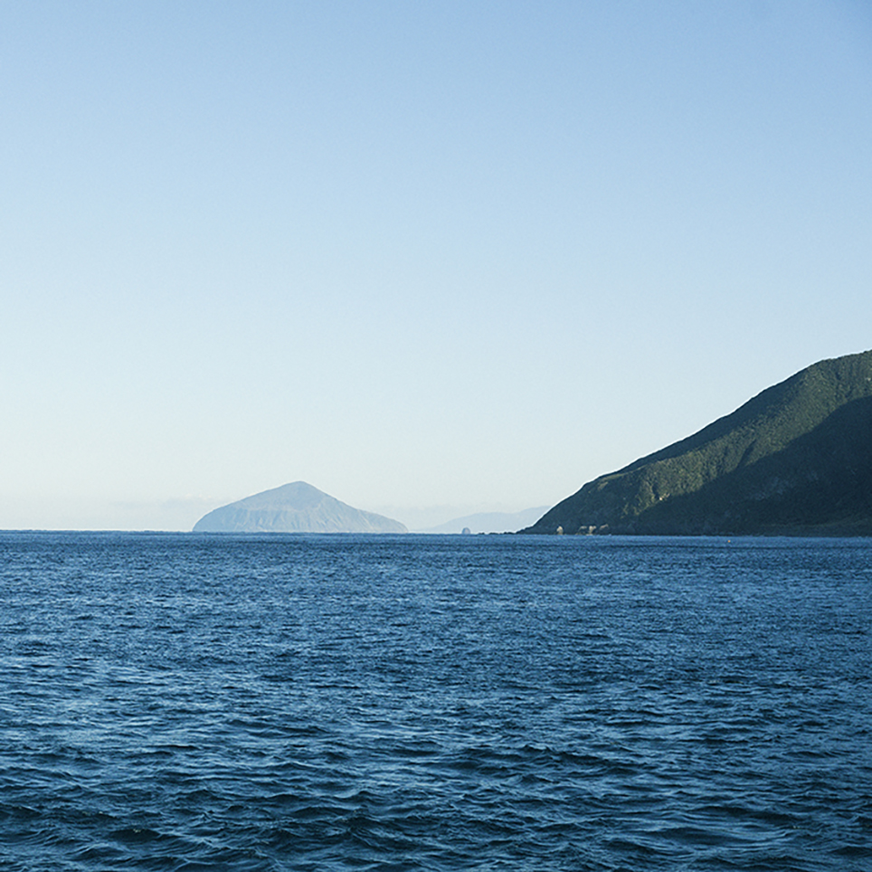 東京の離島 利島で見られる美しい自然の歴史をたどる Onestory