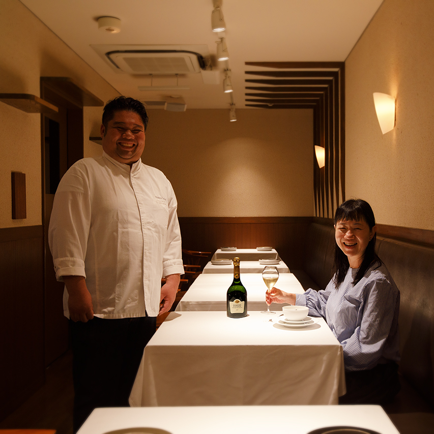 シャンパン テタンジェとのペアリング料理を 作家 角田光代さんが味わう Onestory