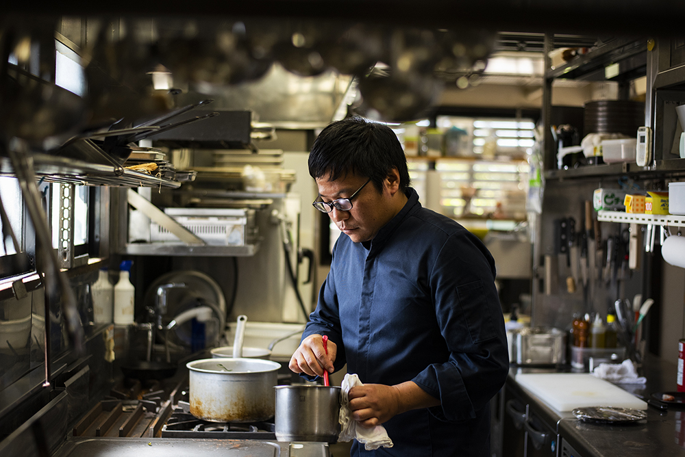 宮古島でフランス料理を出す意義とは 脱フレンチで追求した沖縄のアイデンティティ Restaurant Etat D 039 Esprit 沖縄県 宮古島市 Onestory