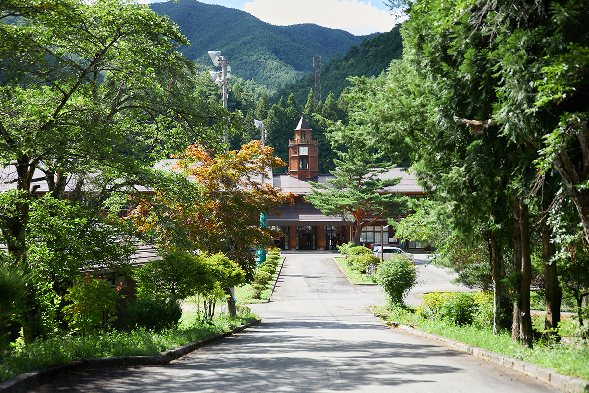 山に触れ、山を知り、山に学ぶ。中山道34番目の宿場・奈良井宿を舞台に