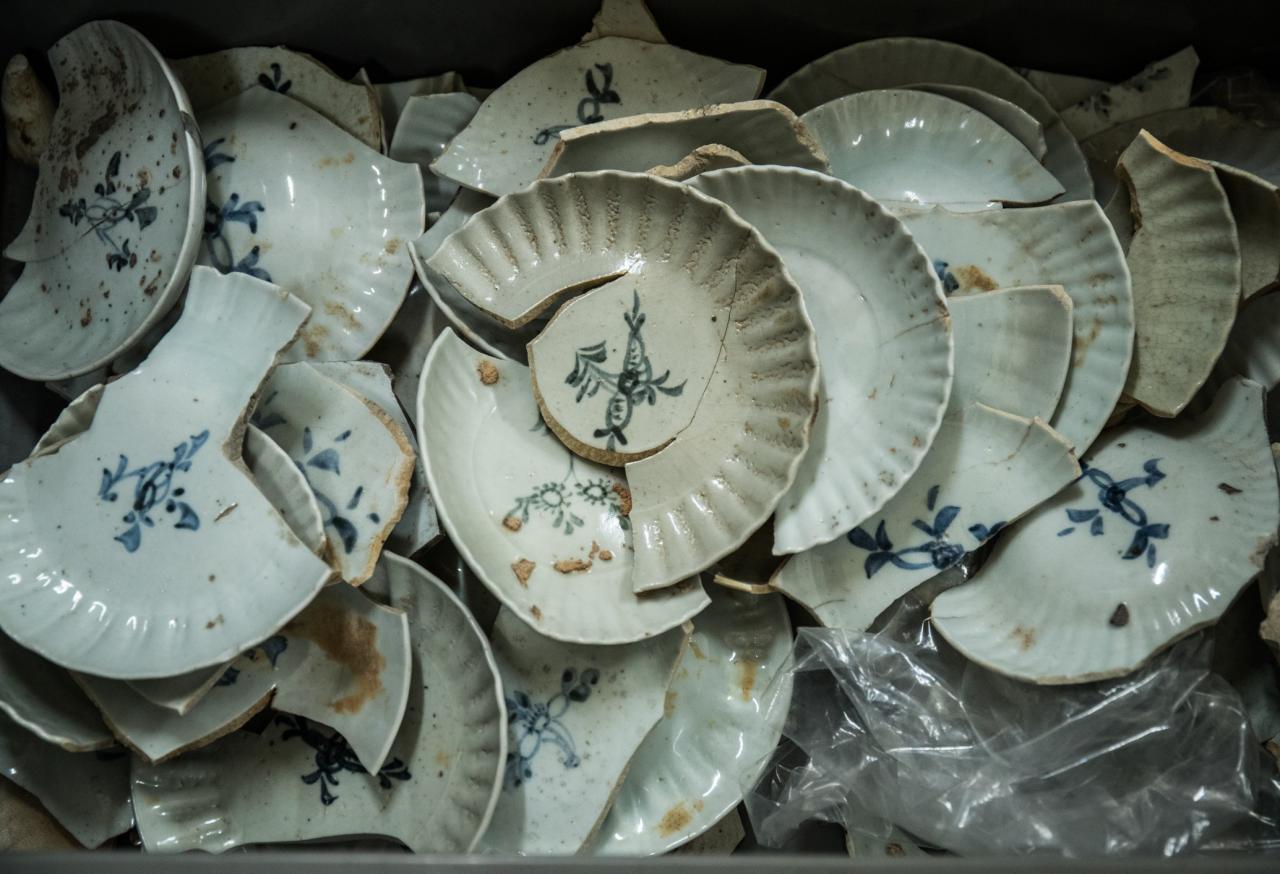発掘された古い陶片が物語る、有田焼の知られざるストーリー
