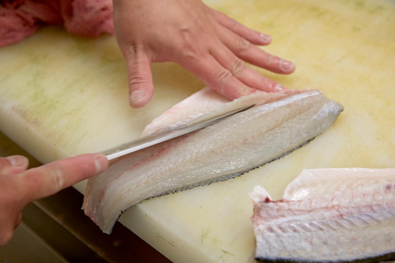 駿河湾の魚のポテンシャルを信じ 驚きのテクニックで魚の旨みを引き出す サスエ前田魚店 前田尚毅氏 Dining Out Special Showcase 東京都渋谷区 Onestory